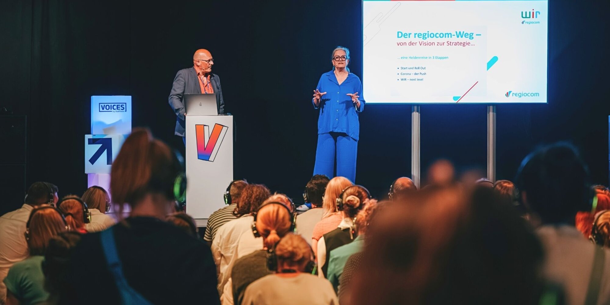 regiocom Team bei der VOICES 2025 als Speaker